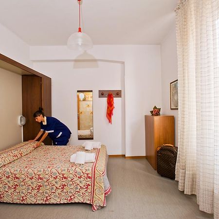 Hotel Lido Pietra Ligure Esterno foto