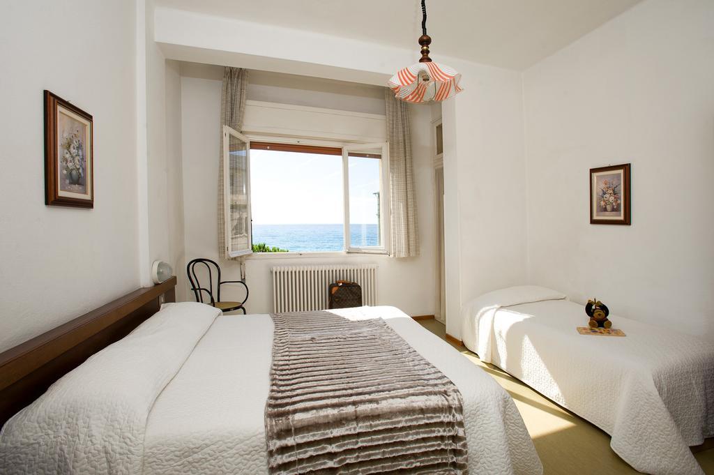 Hotel Lido Pietra Ligure Camera foto