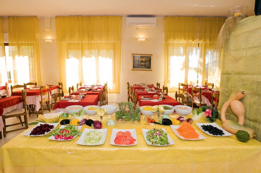 Hotel Lido Pietra Ligure Esterno foto