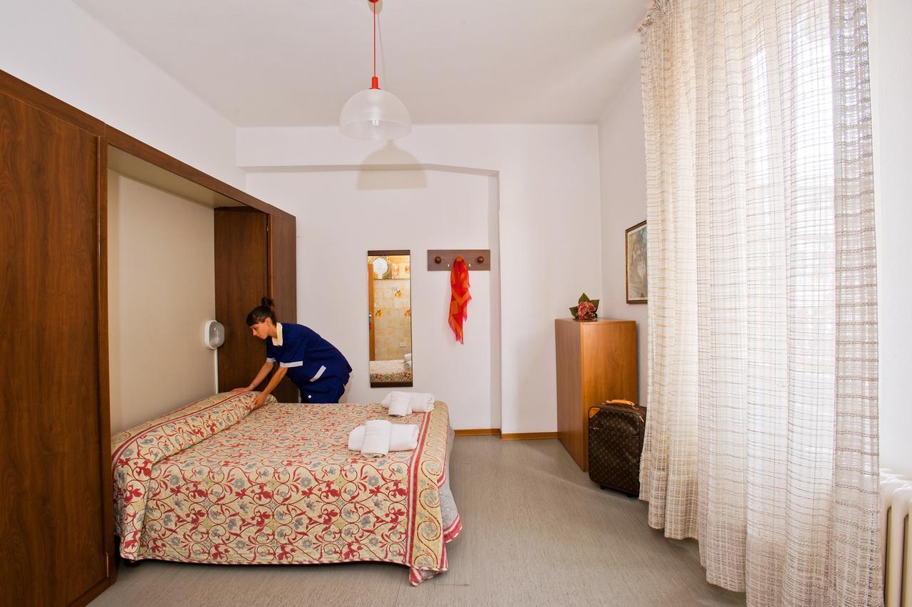 Hotel Lido Pietra Ligure Esterno foto