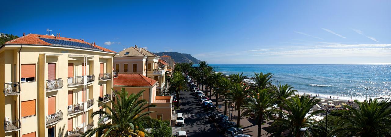 Hotel Lido Pietra Ligure Esterno foto
